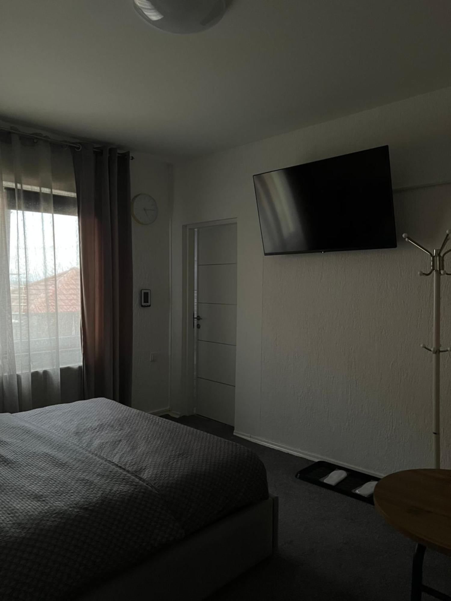 Luxrooms - Hotel Type With Private Jacuzzi Bjelovar Zewnętrze zdjęcie