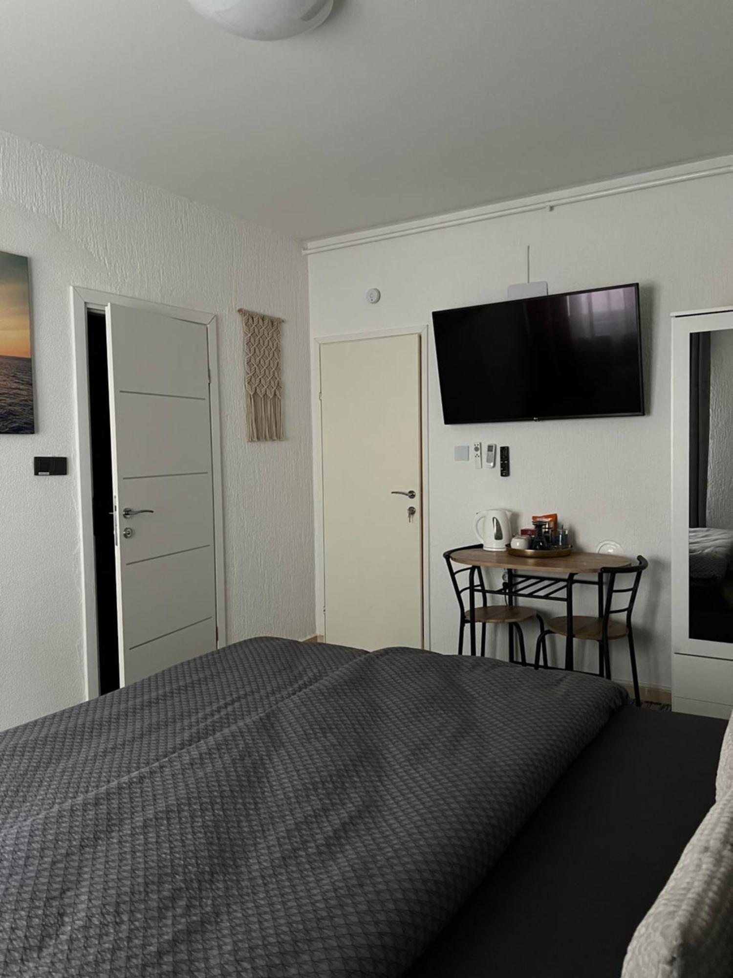 Luxrooms - Hotel Type With Private Jacuzzi Bjelovar Zewnętrze zdjęcie