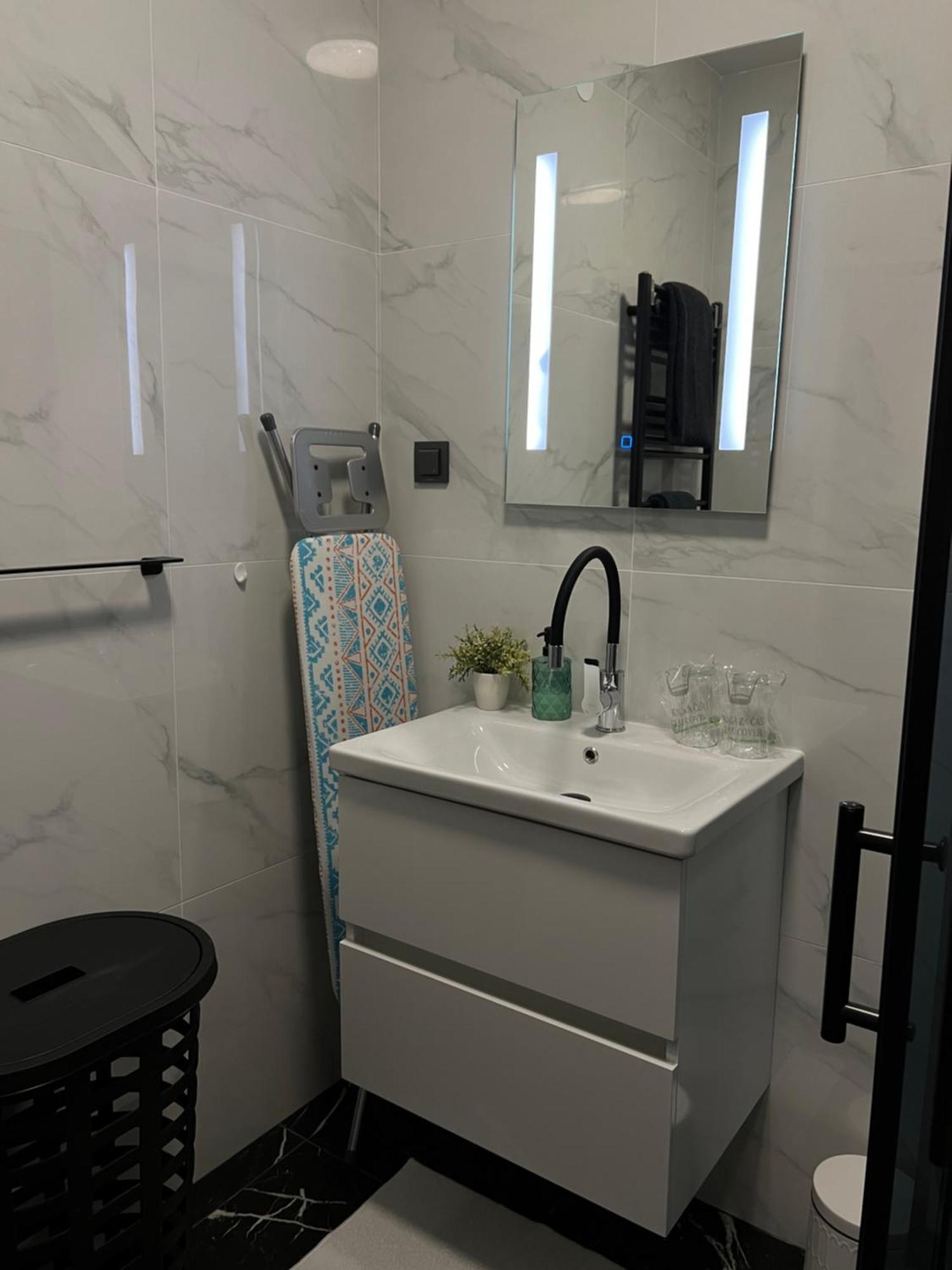 Luxrooms - Hotel Type With Private Jacuzzi Bjelovar Zewnętrze zdjęcie